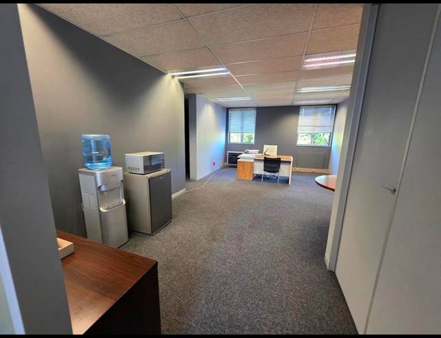 BUSINESS PROPERTY TO RENT IN FAERIE GLEN